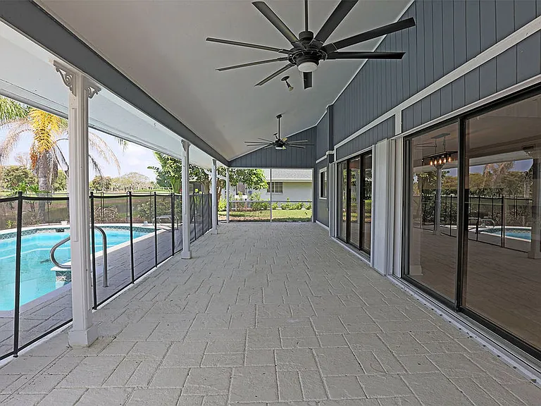 16717 Bobcat Dr — Photo 21