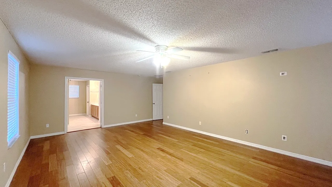 831 Horseshoe Falls Drive - 1 — Photo 4