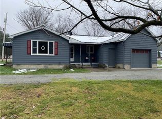 104 School St, Laughlintown, PA 15655