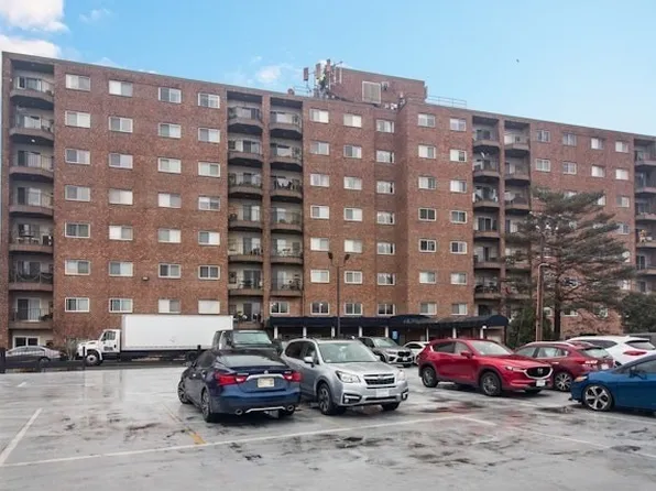 230 Willard St Unit 401, Quincy, MA 02169