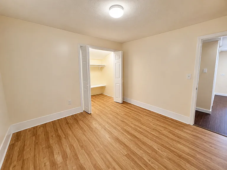 30 Ekman St #3 — Photo 9