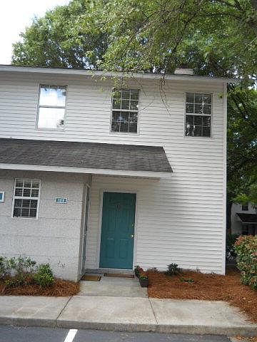 1st image of 132 S Island Sq #132