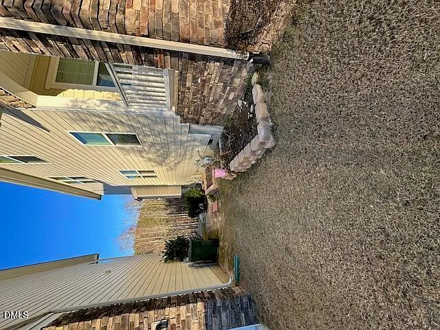 521 Pilot Hill Dr — Photo 3