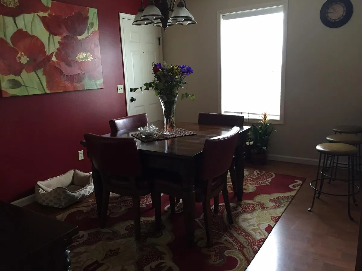 3 bed, 2.5 bath, 1584 sqft, $2,500 — Photo 3