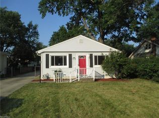 868 Waverly Rd, Eastlake, OH 44095