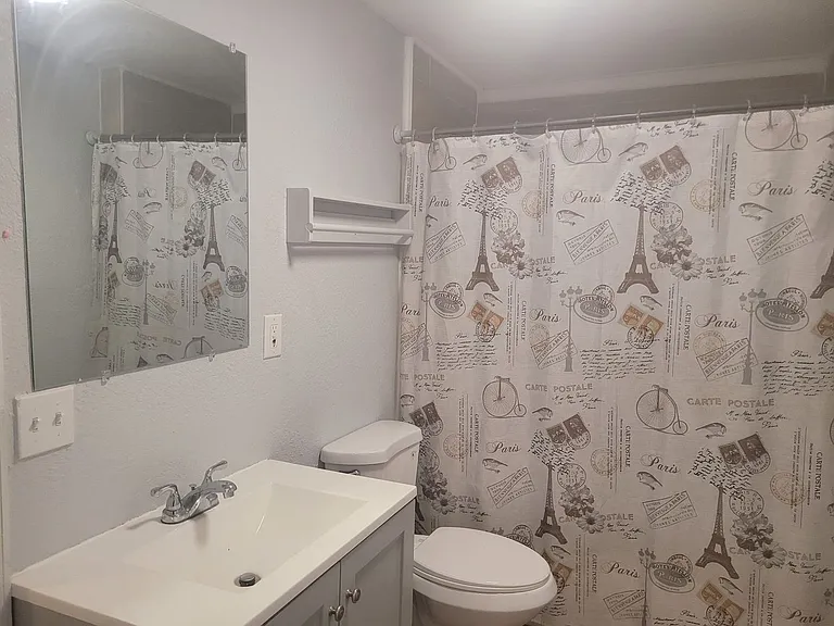 1320 Oleander Ave — Photo 16