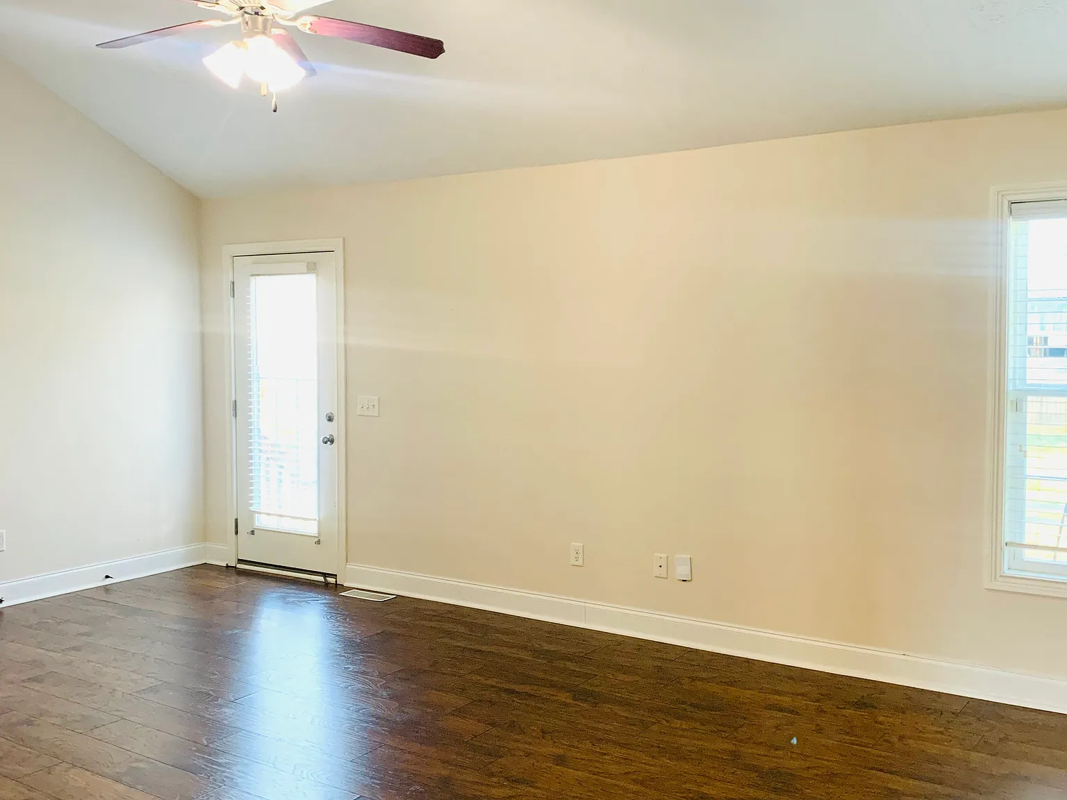 3 bed, 1779 sqft, $1,695 — Photo 3