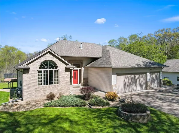 25647 Gustavus Ct, Wyoming, MN 55092