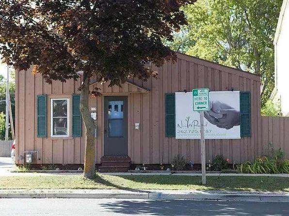 117 S Mill St, Saukville, WI 53080