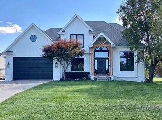 12237 Lewison Ln, Gretna, NE 68028