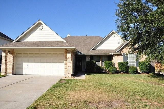 1st image of 1902 Country Club Cove Dr