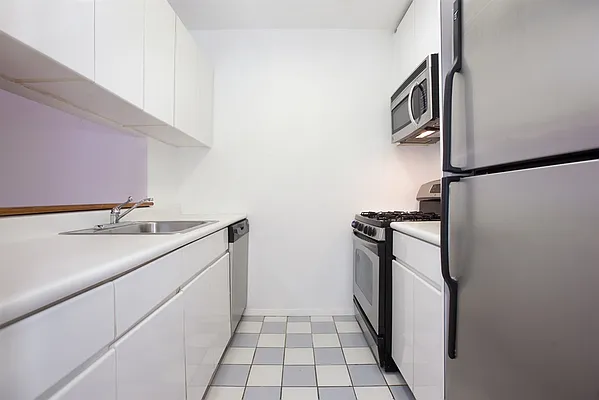 Sold by Corcoran | media 16