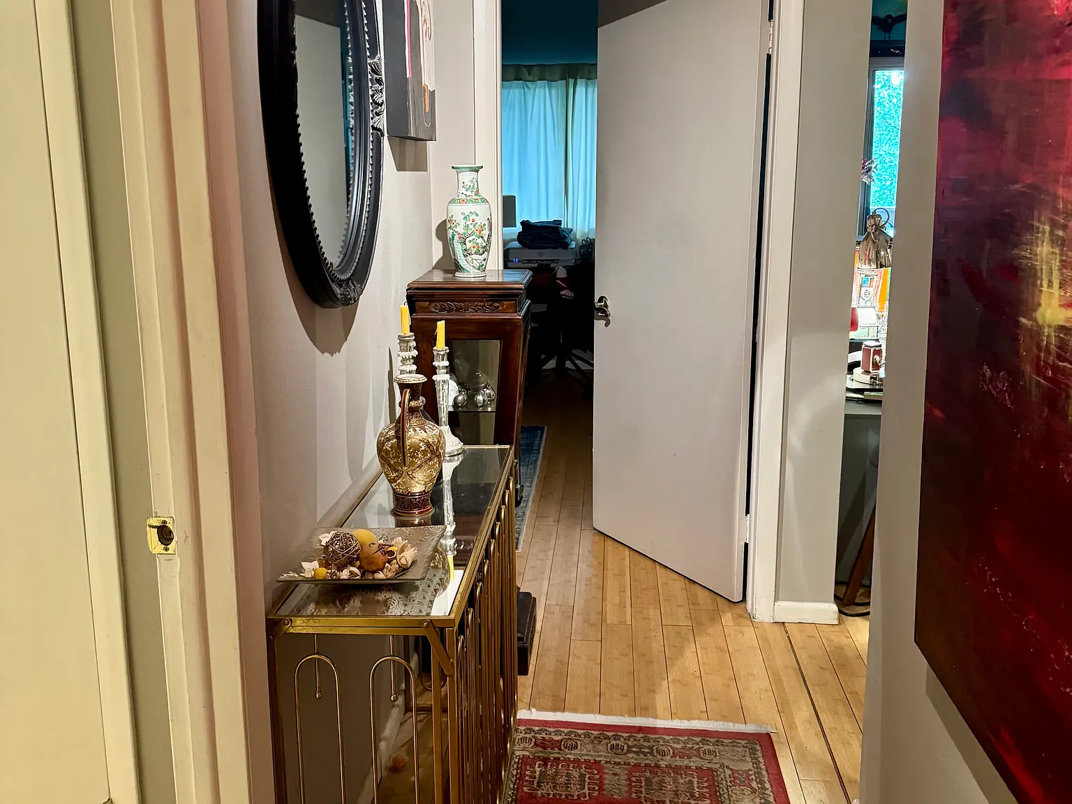1 bed, 700 sqft, $2,050 — Photo 1