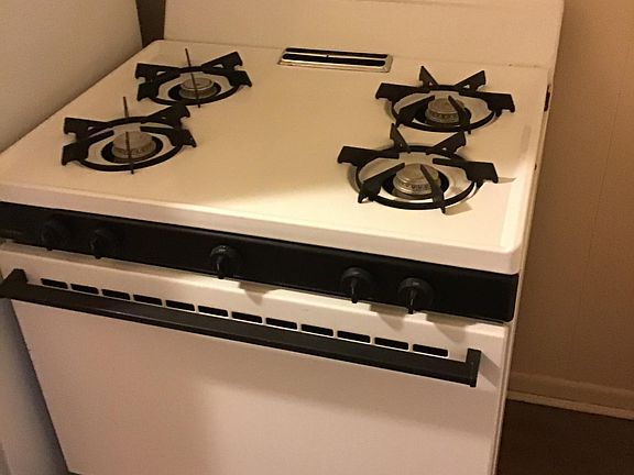 5th image of 864 Sherman St SE #2