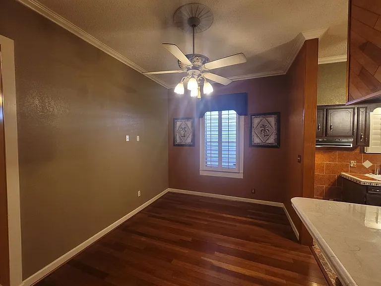 3321 Avenue M — Photo 7