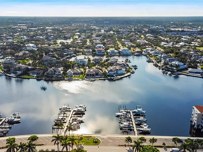 4651 Gulf Shore Blvd N #1805 — Photo 41