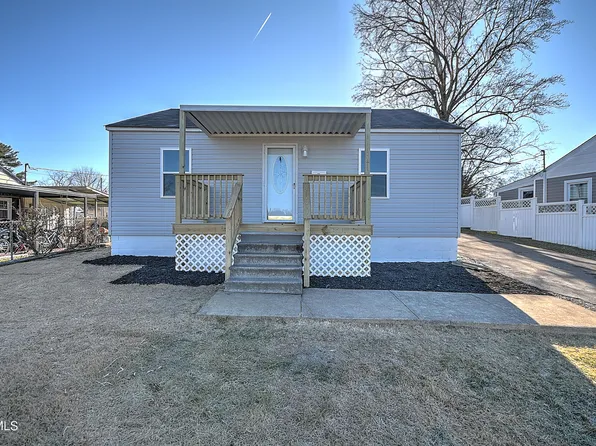 209 Sunrise St, Bristol, VA 24201