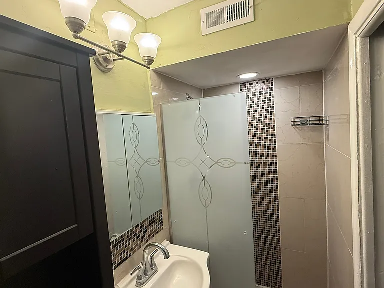 2505 Forest Pkwy S — Photo 17