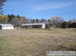 207 Pickpocket Rd, Brentwood, NH 03833