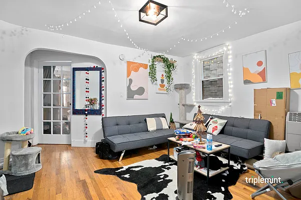 Rented by Triplemint | media 10