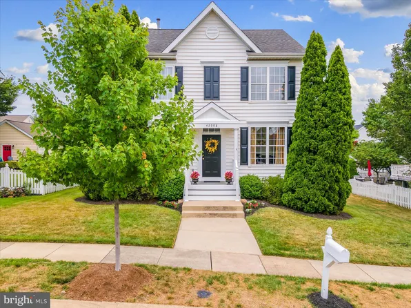 42908 Nashua St, Ashburn, VA 20147