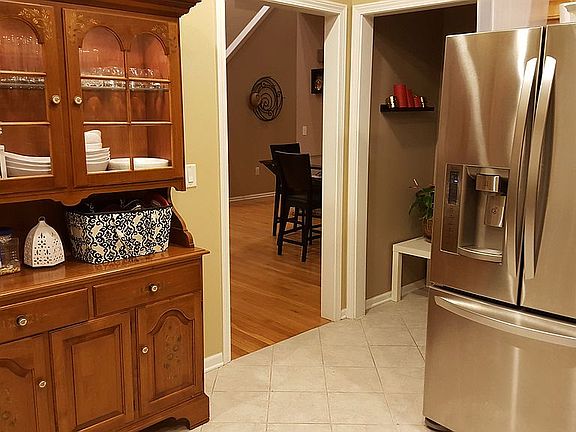 5th image of 41838 Brownstone Dr #1