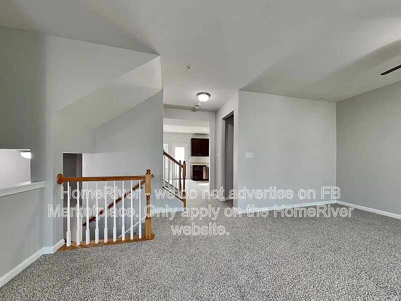 3 bed, 2.0 bath, 1932 sqft, $2,300 — Photo 4