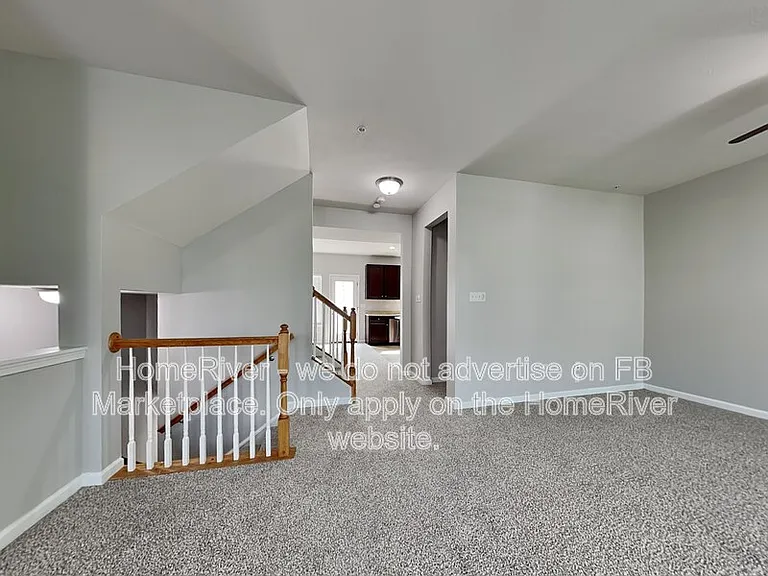311 Cross Creek Dr — Photo 4