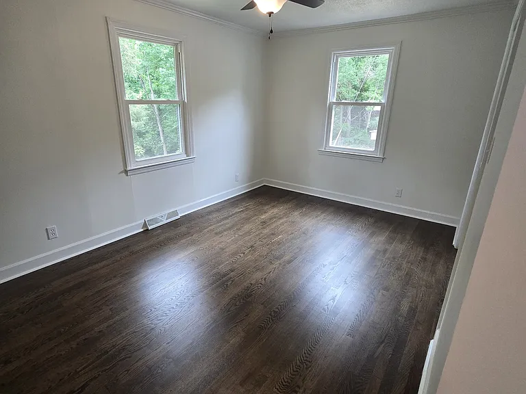 605 Cherokee St — Photo 6
