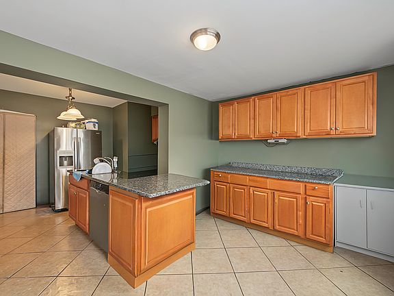 3rd image of 4226 W Haddon Ave