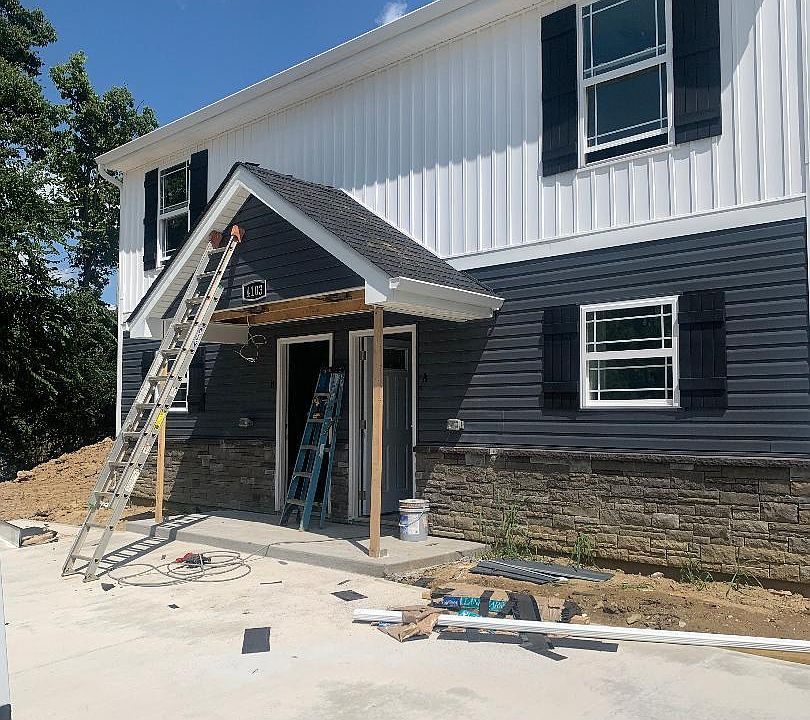 4103 Outside of front