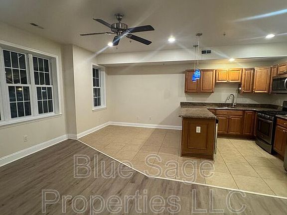 4th image of 432 E Baltimore Ave #D