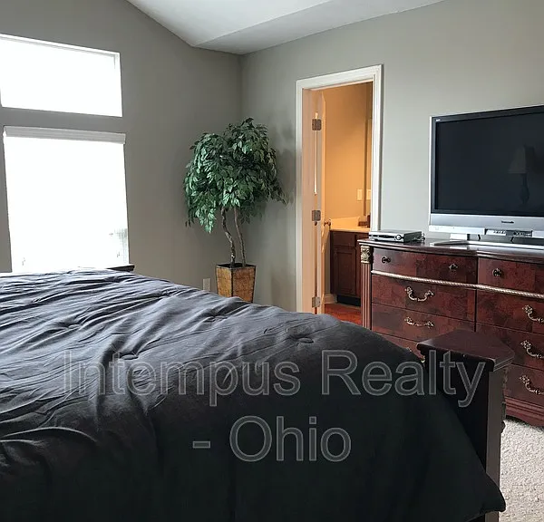 5081 Dinard Way — Photo 24