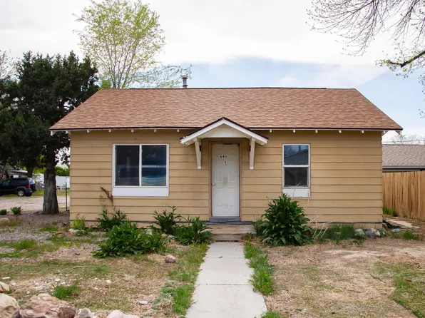 640/642 S 6th St, Worland, WY 82401