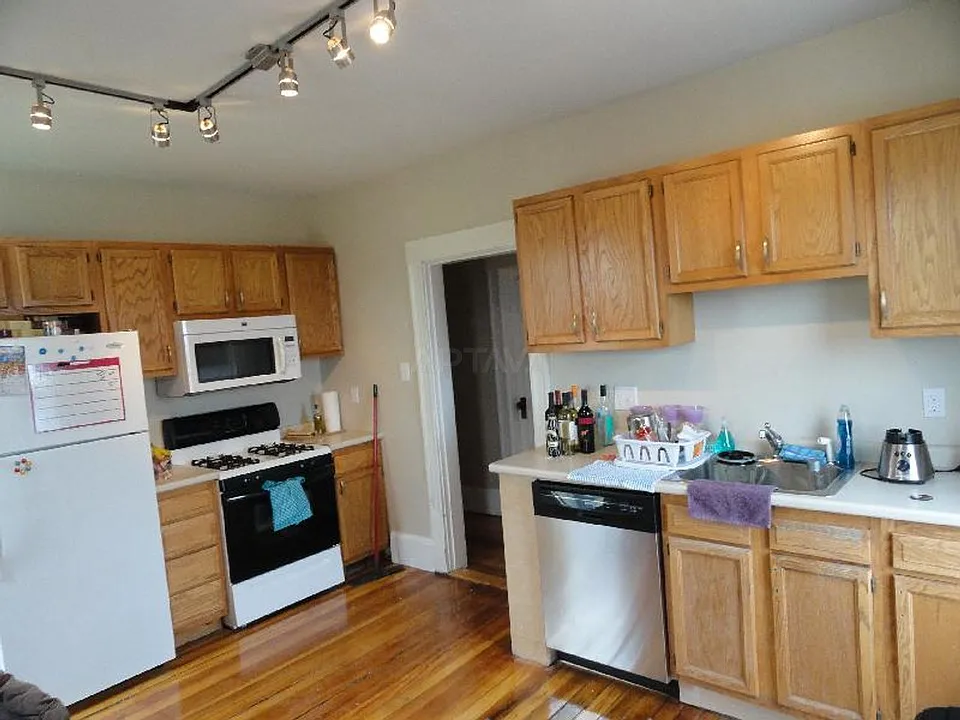 105 Heath St #2