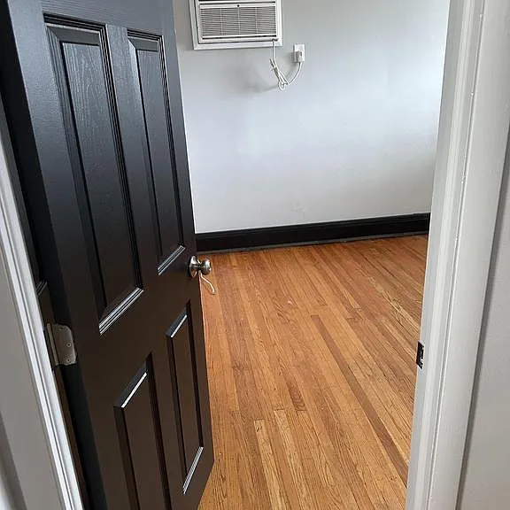517 Morgan Ave #6 — Photo 12