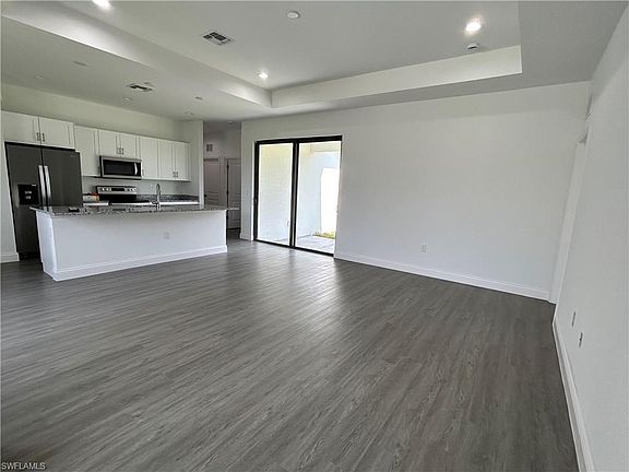 2nd image of 351 Ranchito Ave