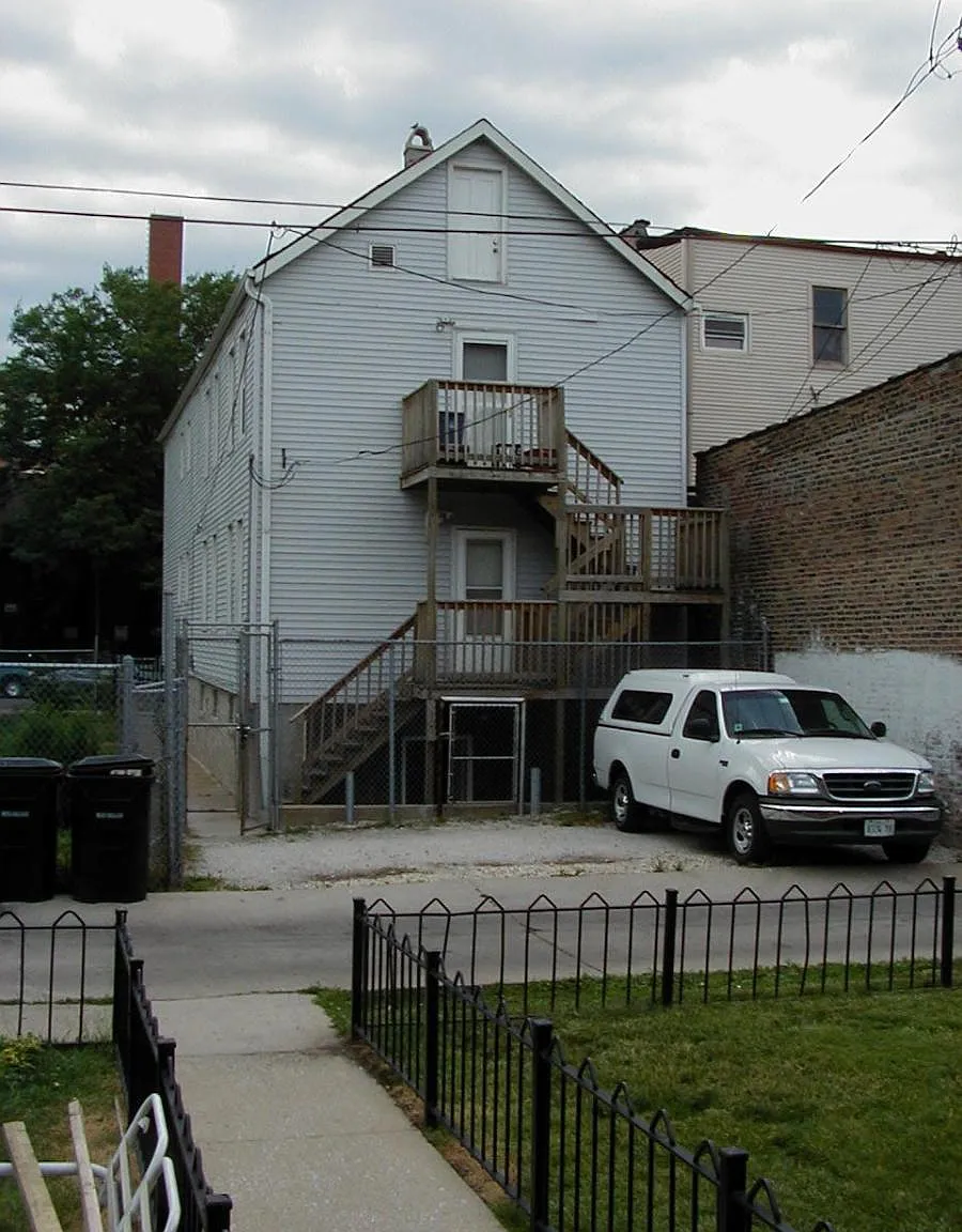 745 N Throop Street — Photo 2