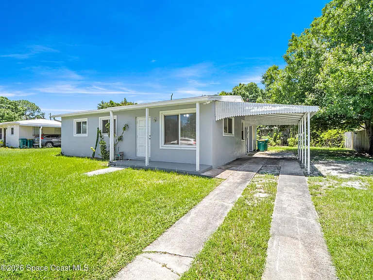 311 W University Blvd — Photo 2