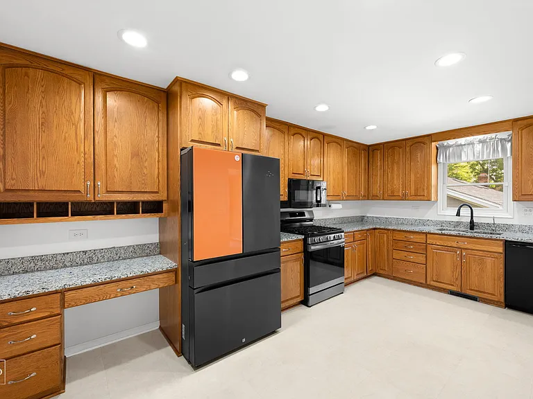 20589 N Horatio Blvd — Photo 2
