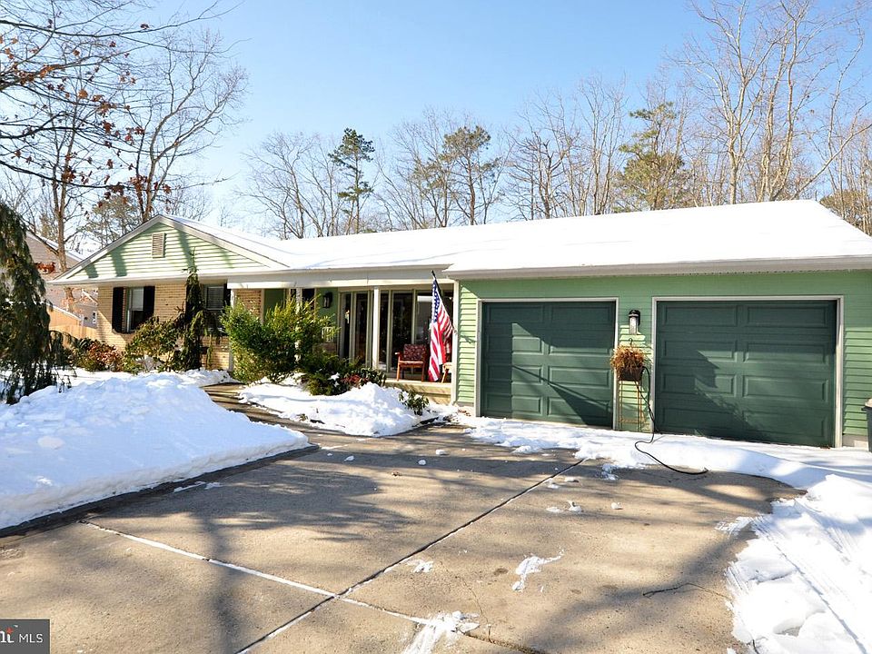 1st image of 1 Dewberry Ct