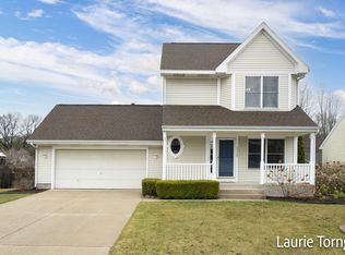 15749 River Run Dr, Spring Lake, MI 49456