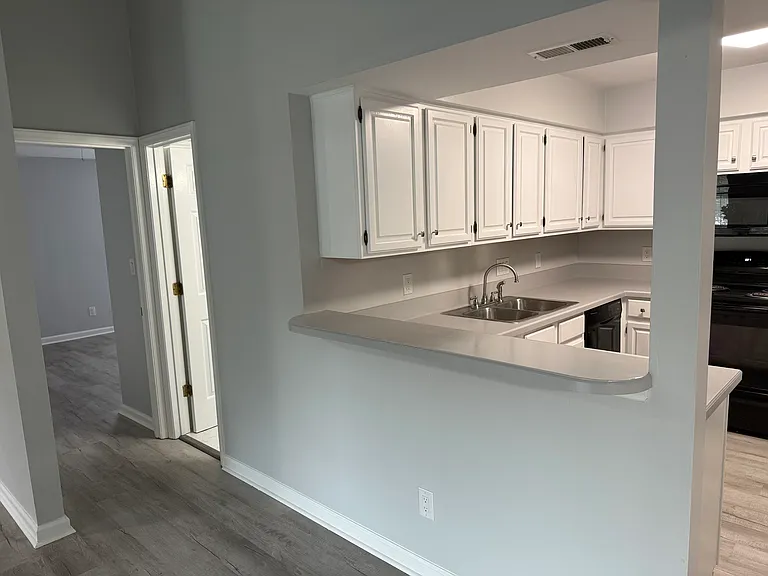 Harris Grove Ln — Photo 8