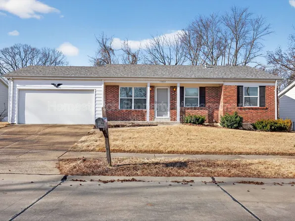 12887 Fox Haven Dr, Florissant, MO 63033