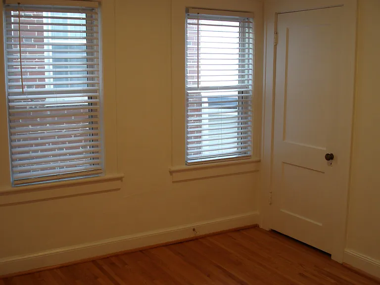 2427 Stanley Ave SE #A — Photo 9