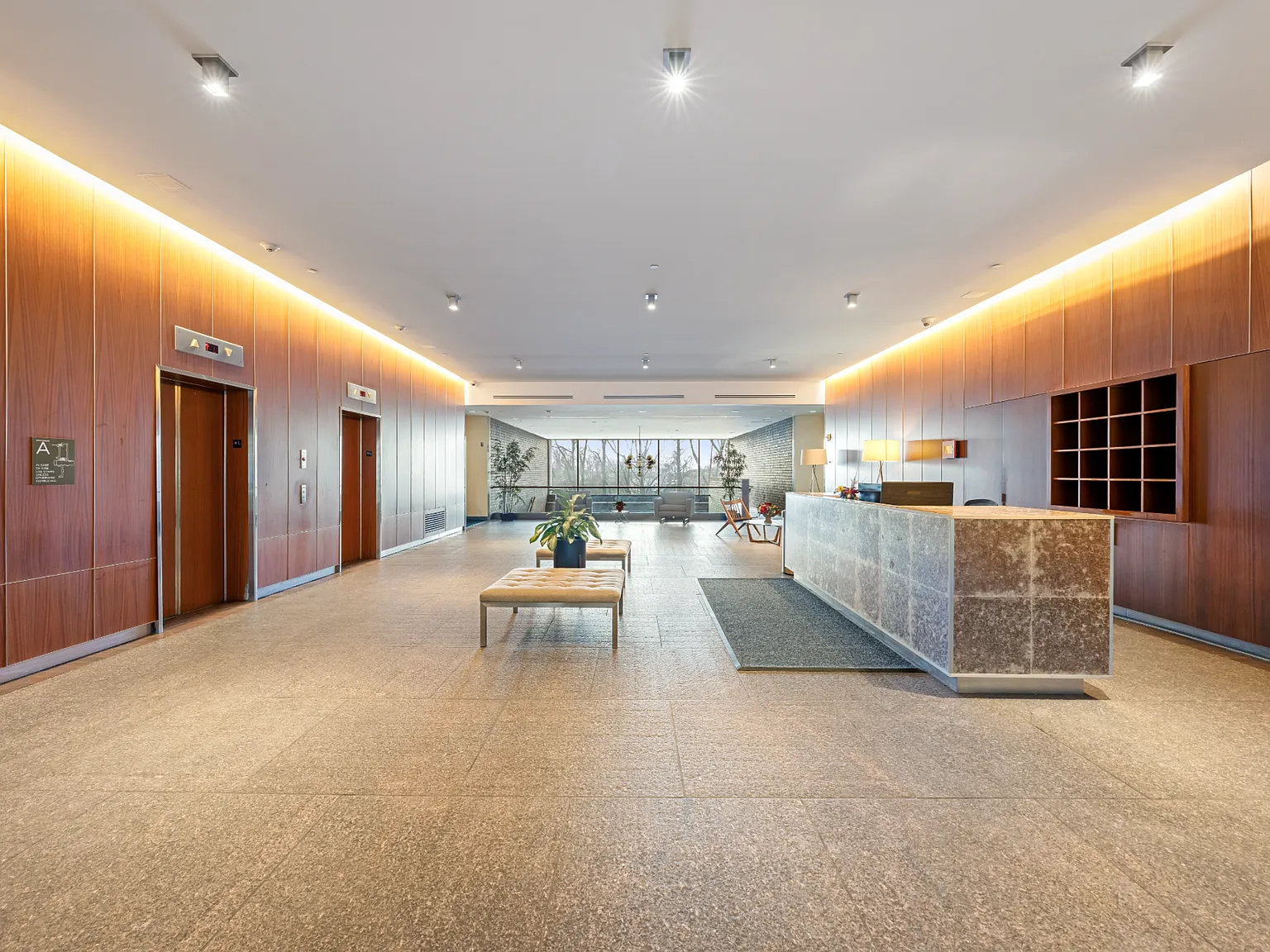 RIDGE POINT APARTMENTS — Photo 4