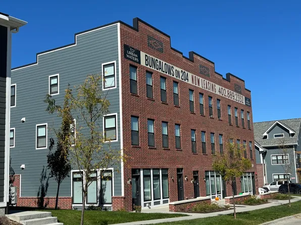 The Bungalows on 204