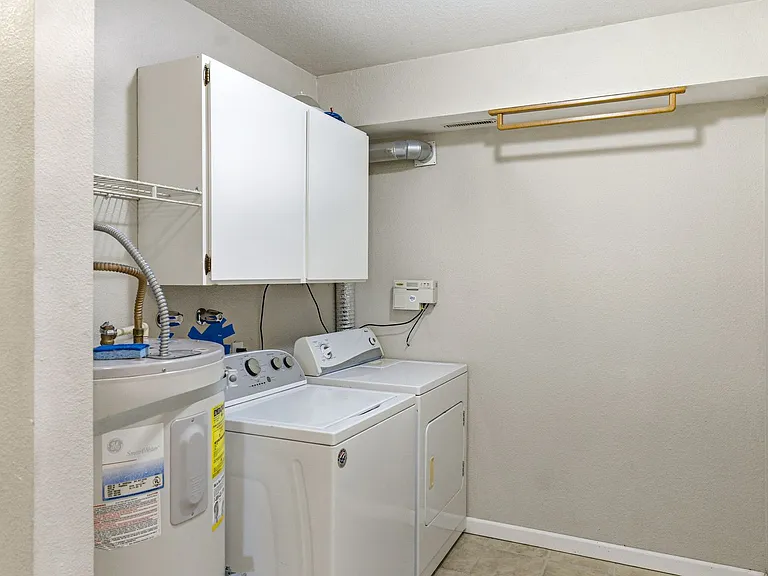 429 S Miller St — Photo 14