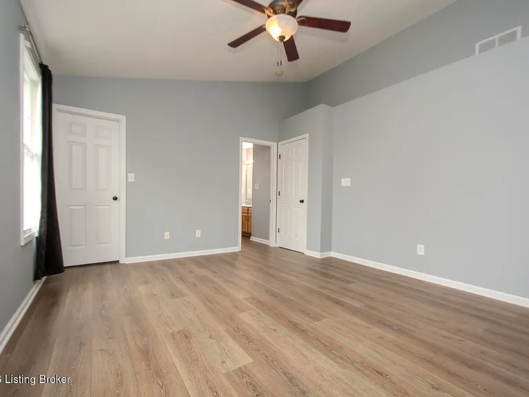 6702 Shallow Rock Dr — Photo 37