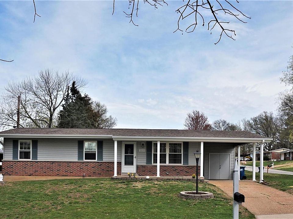 1st image of 2810 Redstone Dr